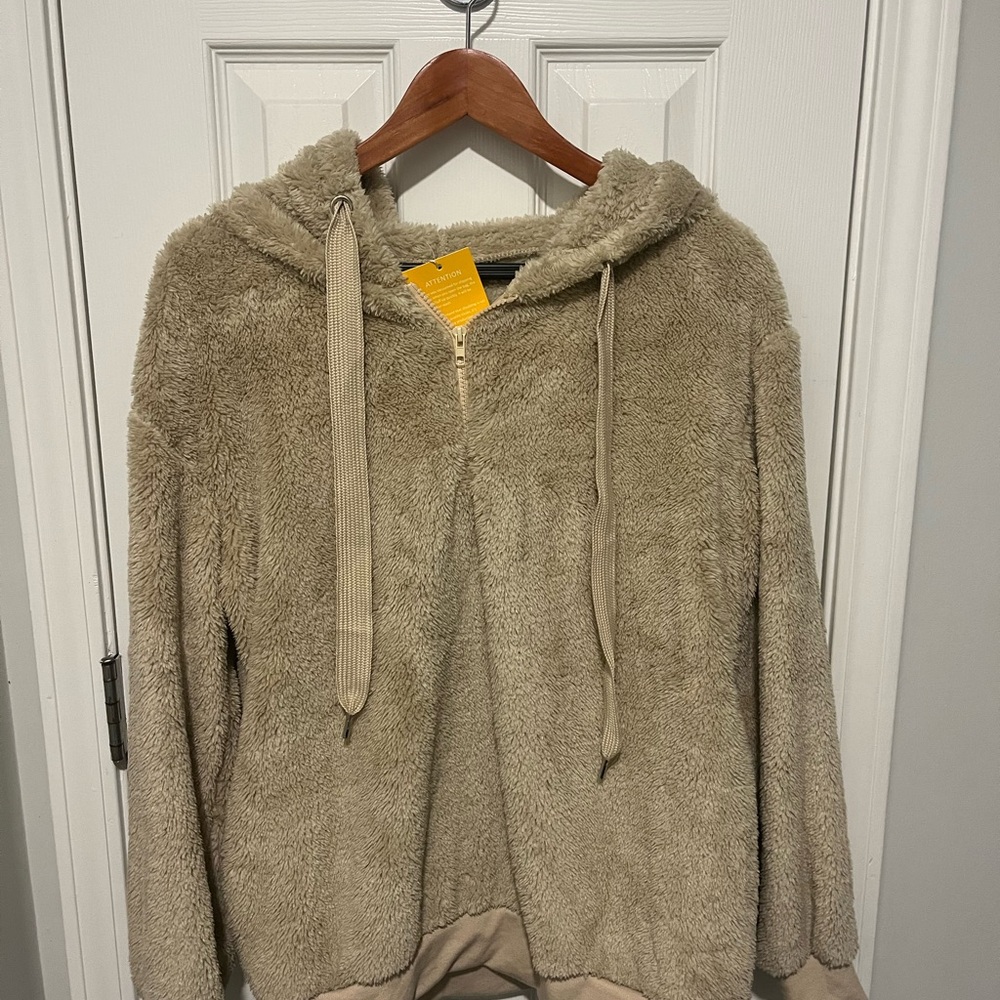 NWT Cozy Tan Sherpa Hoodie